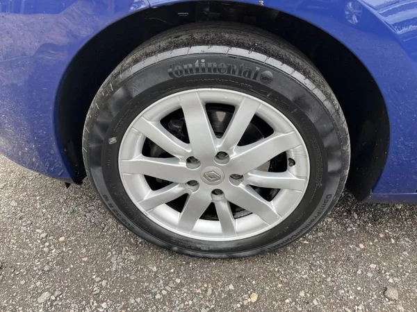 Renault Mégane 1.9DCI - foto 19