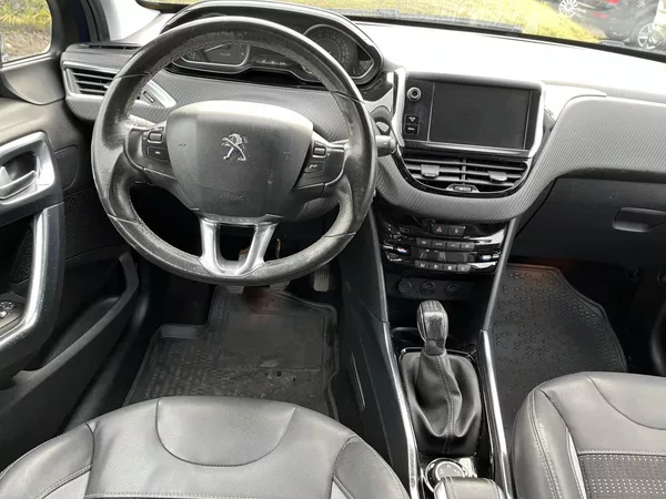 Peugeot 2008 1.6 HDI - foto 9