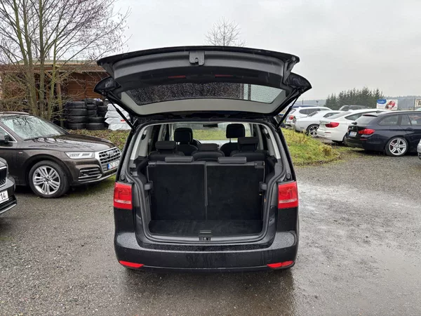 Volkswagen Touran 2.0 TDI MATCH 7 MIST - foto 9