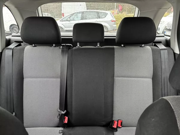 Škoda Fabia 1.2i - foto 14