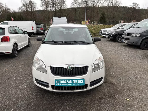 Škoda Fabia 1.2i - foto 2