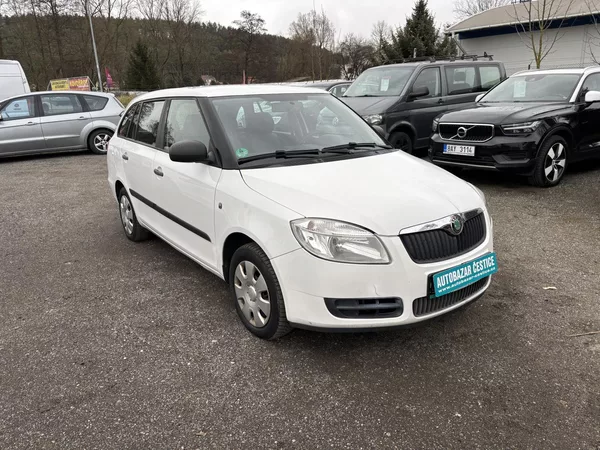 Škoda Fabia 1.2i - foto 4
