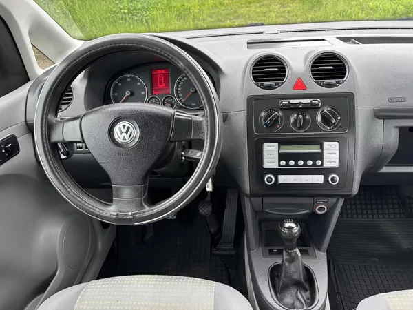 Volkswagen Caddy 1.9 TDI - foto 12