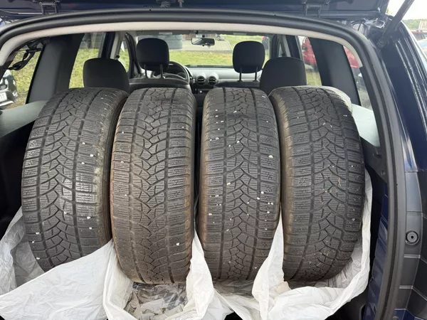 Dacia Duster 1.6i - foto 10