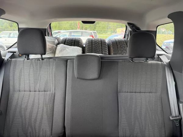 Dacia Duster 1.6i - foto 15