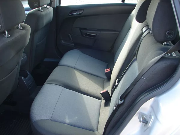 Opel Astra 1.7 CDTI ecoFLEX - foto 8
