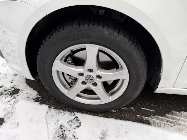 Volkswagen Touran 2.0 TDI STYLE - foto 20