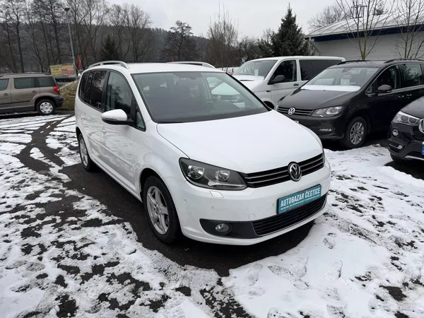 Volkswagen Touran 2.0 TDI STYLE - foto 4
