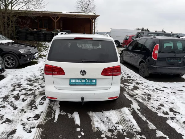 Volkswagen Touran 2.0 TDI STYLE - foto 5