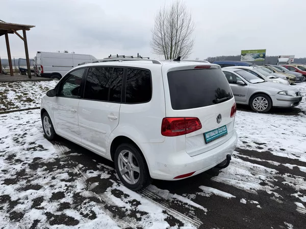Volkswagen Touran 2.0 TDI STYLE - foto 8