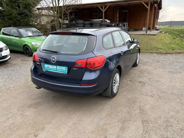 Opel Astra 2.0 D - foto 5