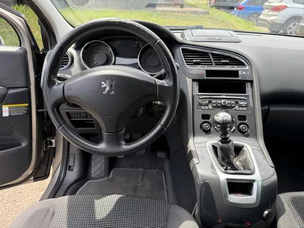 Peugeot 5008 1.6 HDI - foto 16