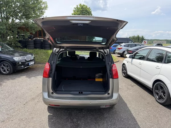 Peugeot 5008 1.6 HDI - foto 9