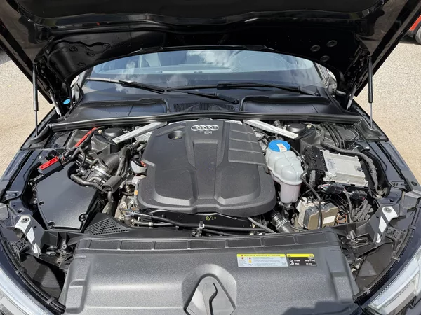Audi A4 2.0 TDI 3x S-line - foto 21