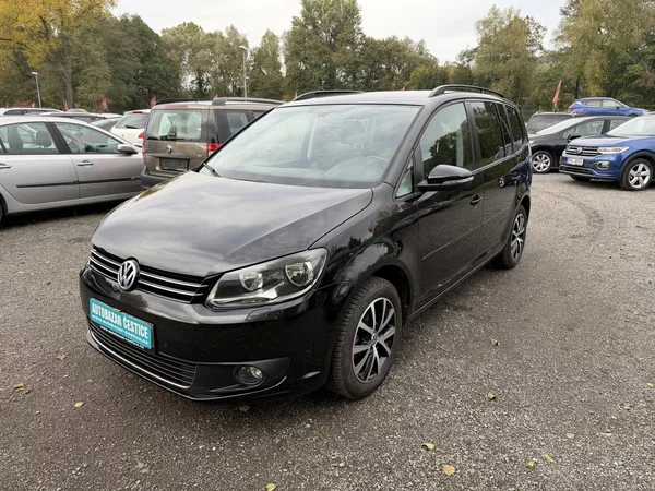 Volkswagen Touran 1.4 TSI ZARUKA NA KM