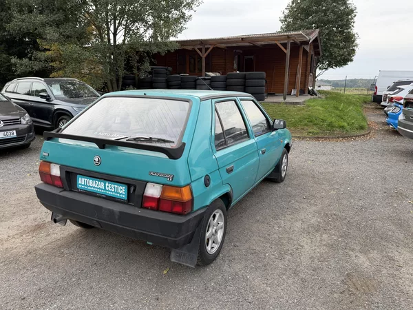 Škoda Favorit 135 - foto 7