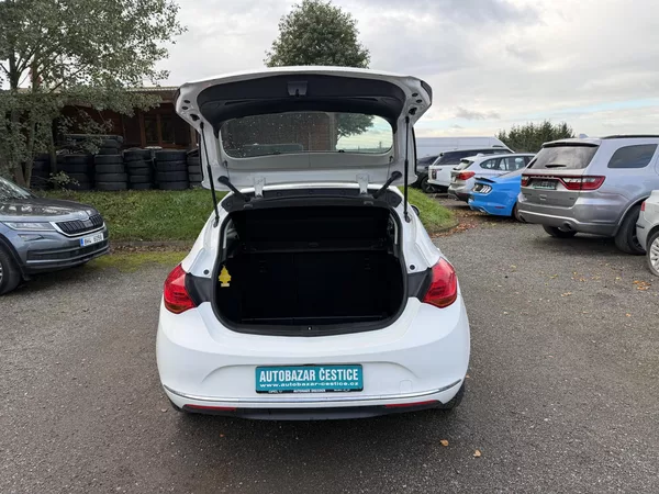 Opel Astra 1.6i - foto 9