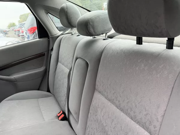 Ford Focus 1.8i - foto 10