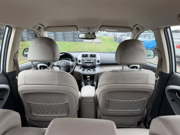 Toyota RAV4 2.2 D4-D 4x4 KLIMA ALU KUŽE - foto 11