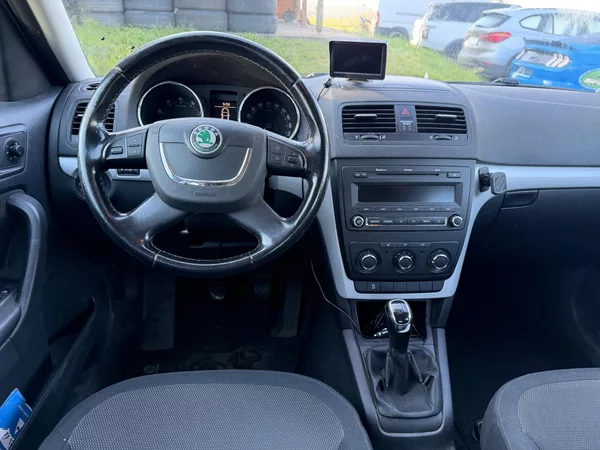 Škoda Yeti 1.2TSI - foto 11