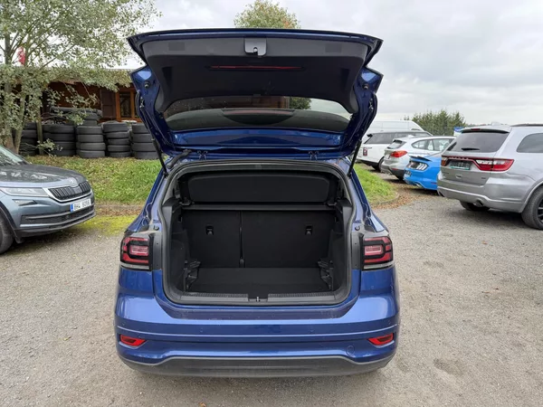 Volkswagen T-Cross 1.0 TSI R-line - foto 9