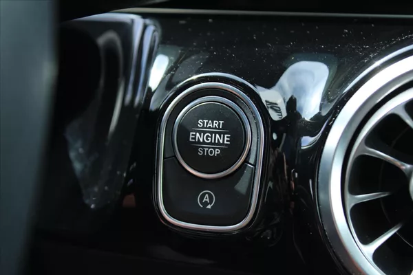 Mercedes-Benz GLA 250 165kW 4MATIC AMG ČR - foto 22
