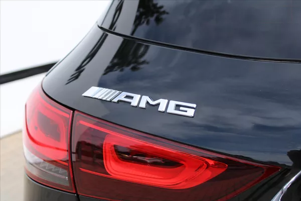 Mercedes-Benz GLA 250 165kW 4MATIC AMG ČR - foto 34