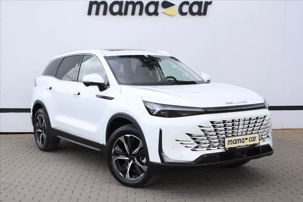 BAIC X7 1.5T 130kW A/T LED PANORAMA