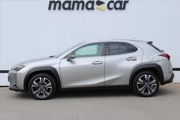 Lexus UX 250h 2.0 E-CVT 1.MAJITEL DPH ČR - foto 4