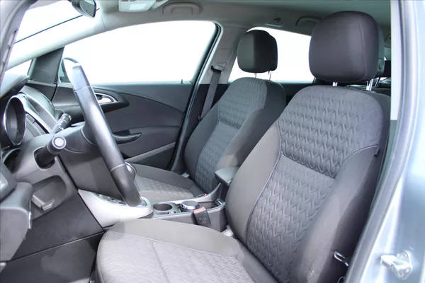 Opel Astra 1.4T 103kW SERVISNÍ KNIHA - foto 10