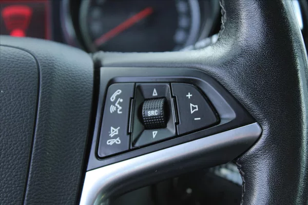 Opel Astra 1.4T 103kW SERVISNÍ KNIHA - foto 17