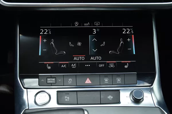 Audi A6 2.0 TDI 150kW LED ČR - foto 24