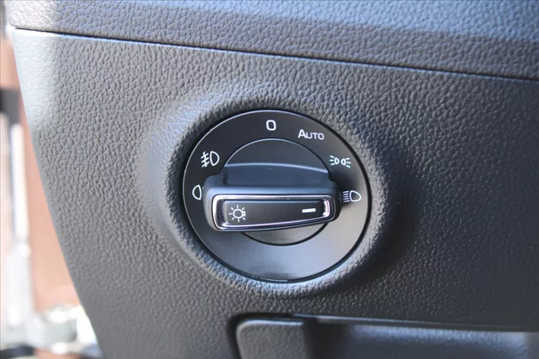 Škoda Superb 2.0TDI 140kW DSG L&K ČR - foto 20