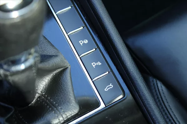 Škoda Superb 2.0TDI 140kW DSG L&K ČR - foto 26