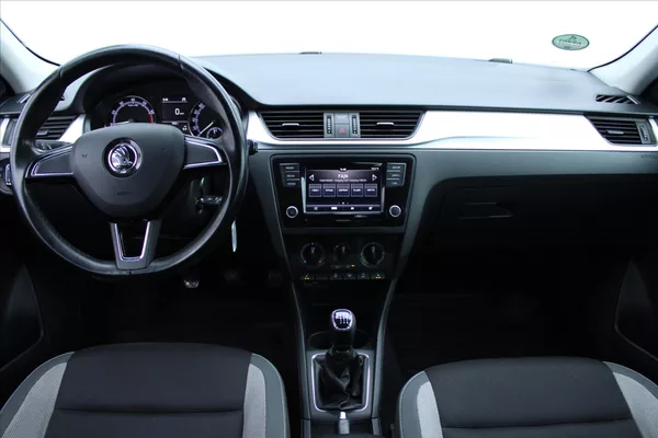 Škoda Rapid 1.0 TSI 81kW 1.MAJ ČR DPH - foto 12