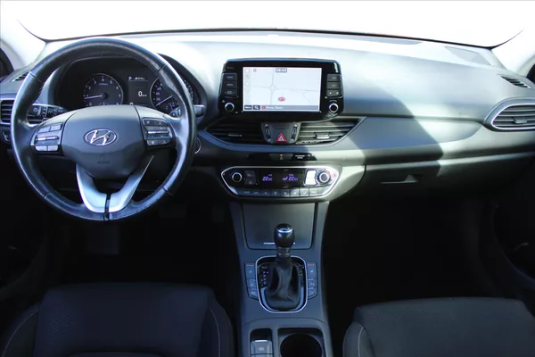 Hyundai i30 1.4 T-GDI ALL INCLUSIVE ČR - foto 11