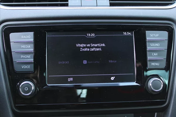 Škoda Octavia 2.0TSI 162kW RS BI-XENON ČR - foto 16