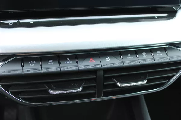 Škoda Octavia 2.0TDI STYLE DPH 1.MAJ. ČR - foto 23