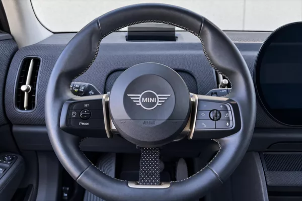 Mini Countryman S ALL 4 2.0i 150kW TOV.ZÁRUKA - foto 13