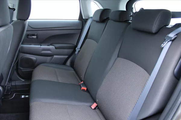 Mitsubishi ASX 1.6 MIVEC 68.000KM DPH 1.MAJ. - foto 10