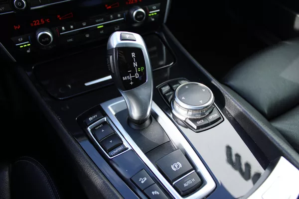 BMW Řada 5 530d GT xDrive LUXURY NAVI - foto 23