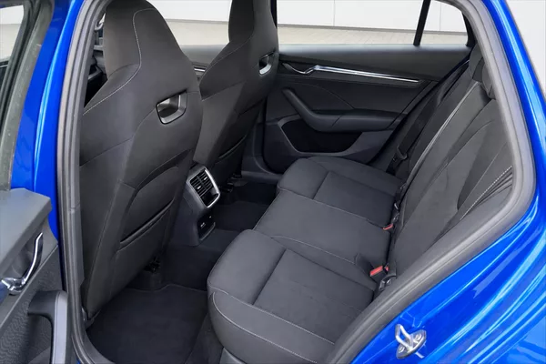 Škoda Octavia 2.0 TDI DPH STYLE ČR - foto 10