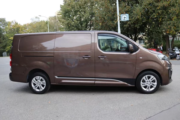Opel Vivaro 2.0 BlueHDi/CDTi 130 kW - foto 11