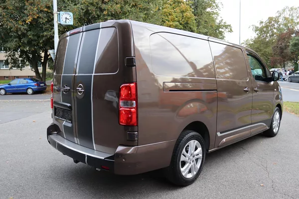 Opel Vivaro 2.0 BlueHDi/CDTi 130 kW - foto 13