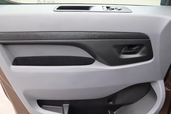Opel Vivaro 2.0 BlueHDi/CDTi 130 kW - foto 22