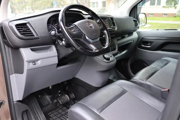 Opel Vivaro 2.0 BlueHDi/CDTi 130 kW - foto 52