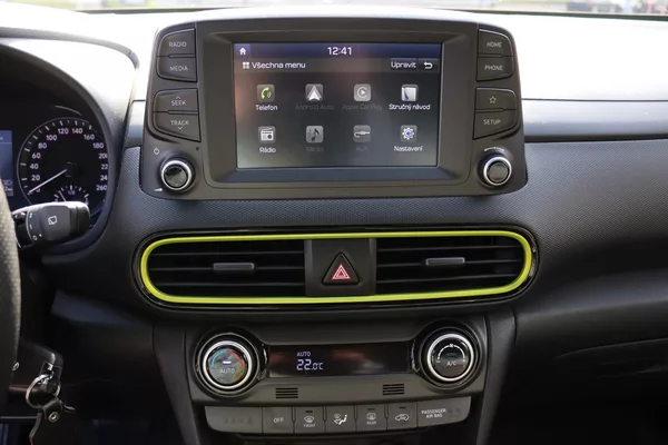 Hyundai Kona 1.6 T-GDI 4×4 | 7DCT | 130 kW - foto 30