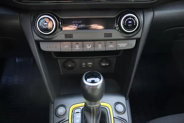Hyundai Kona 1.6 T-GDI 4×4 | 7DCT | 130 kW - foto 32