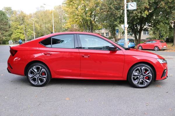 Škoda Octavia - foto 11