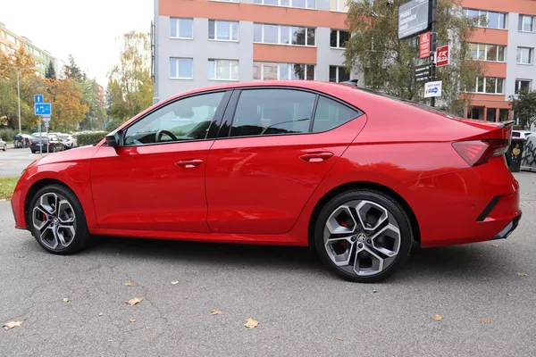 Škoda Octavia - foto 17
